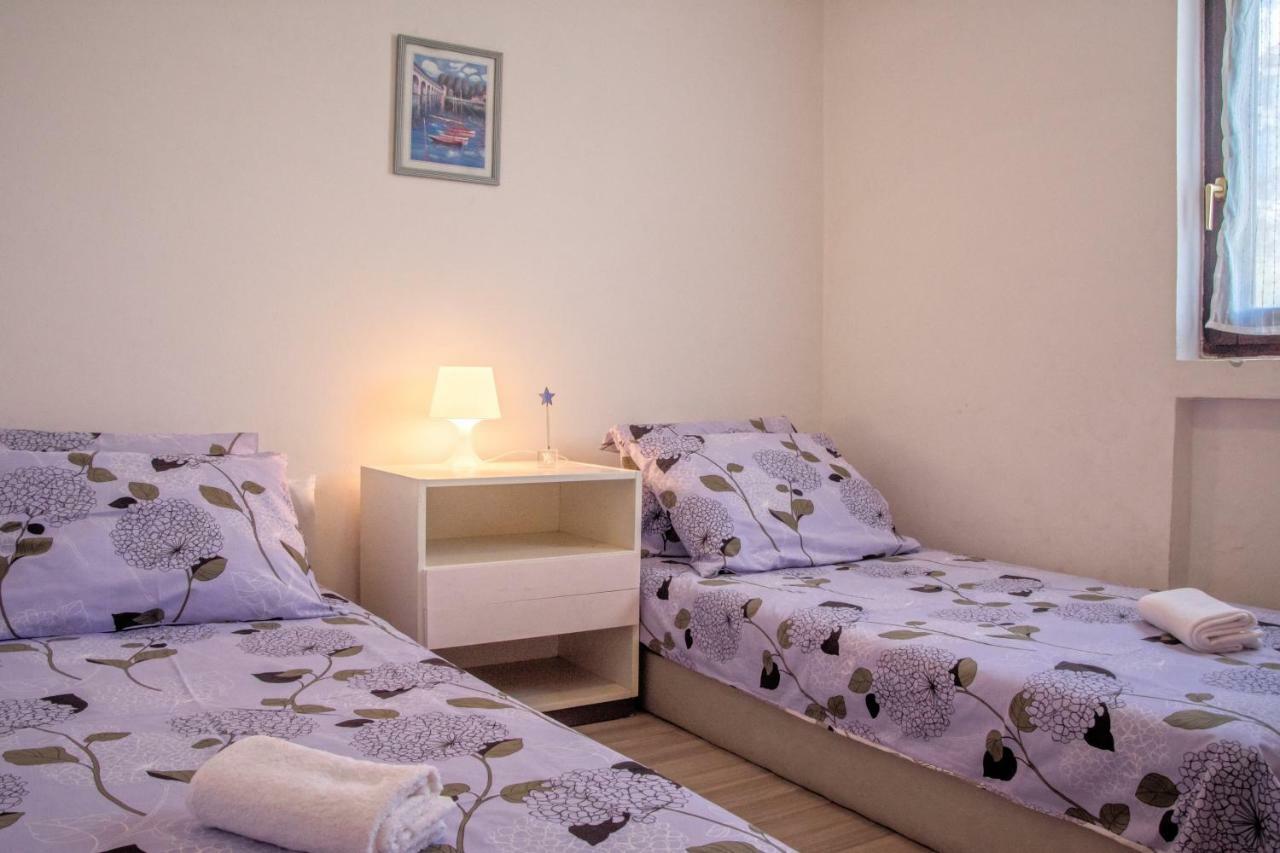 Apartments Jadranovo Zewnętrze zdjęcie
